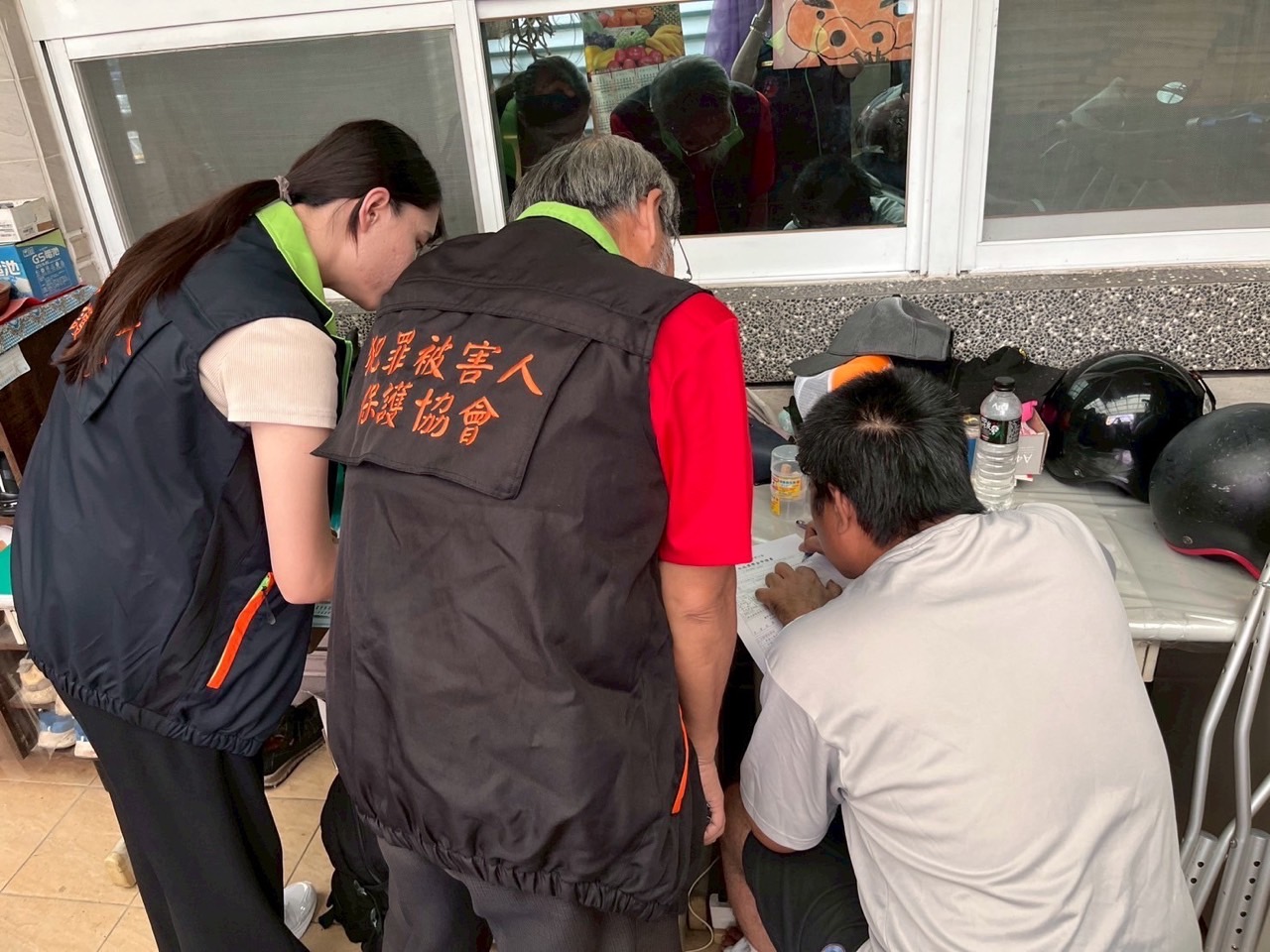 獎助學金助飛夢想,志工真情相伴成長