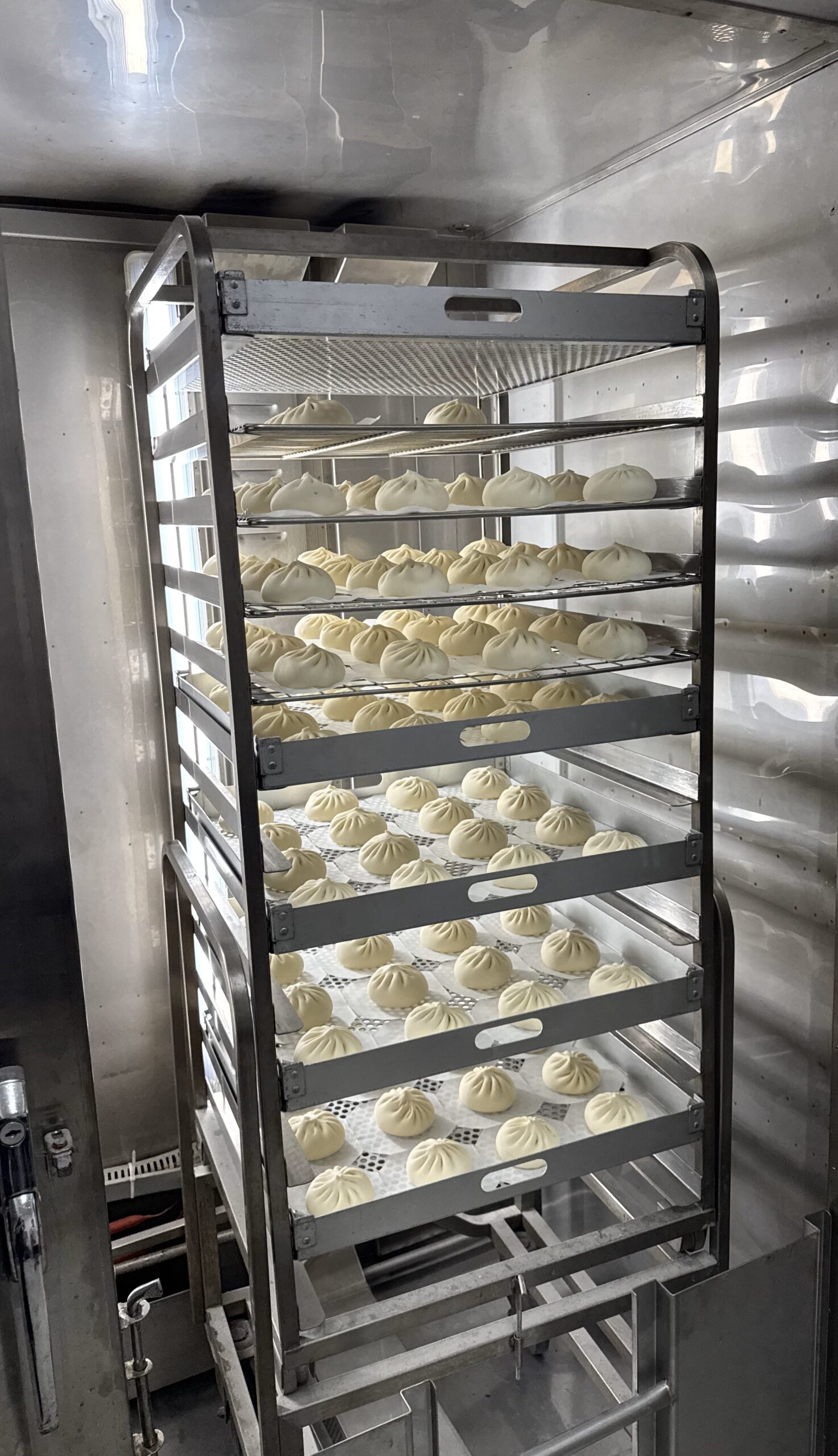 思念化為力量 馨生人手作美味肉包傳遞溫暖
