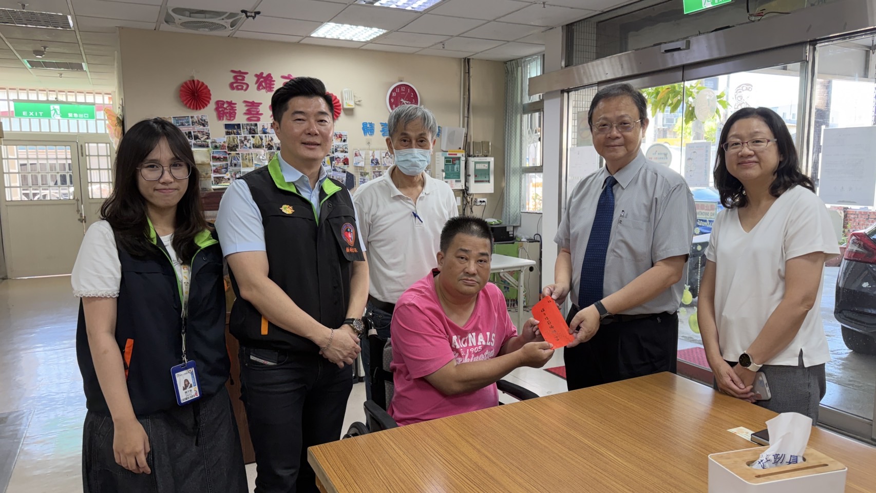115年度「端午寄情‧溫馨相伴」端午關懷慰問 端午送暖傳關懷! 橋頭地檢署攜手橋頭犯保協會慰問馨生家庭