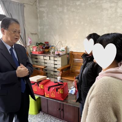 南投犯保春節前夕贈送年菜慰問被害家屬表達關懷與祝福